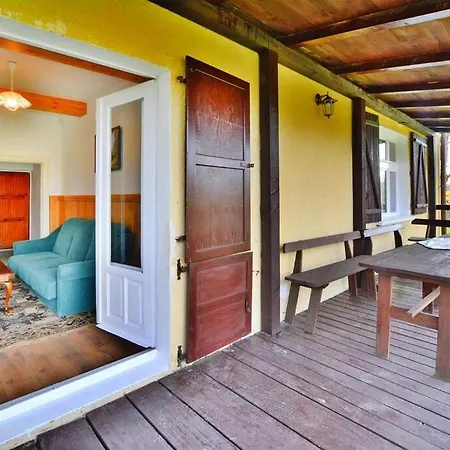 Rural With Fireplace, Сasa de vacaciones *