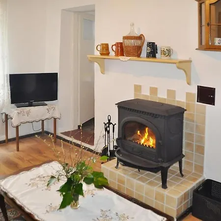 Rural With Fireplace, Grabczyn