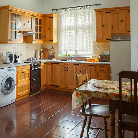 Casa vacanze With Fireplace And Private Garden *