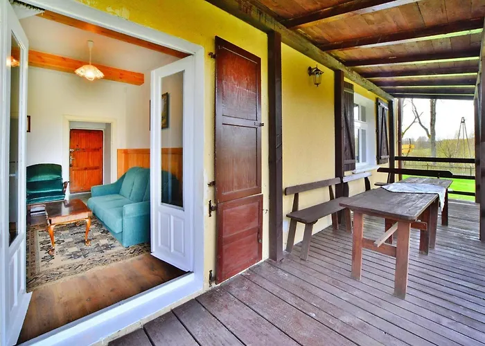 With Fireplace And Private Garden Vakantiehuis